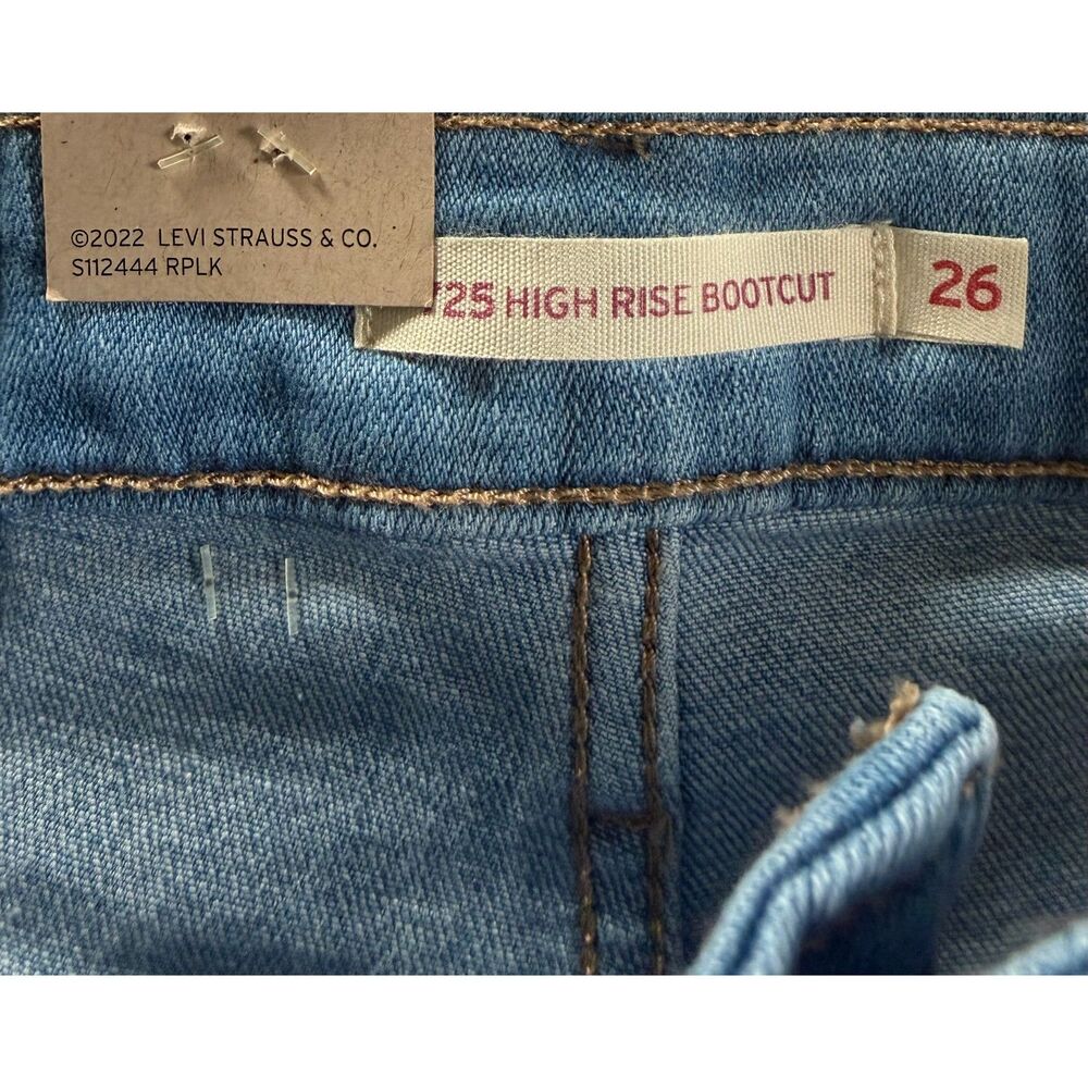 New! Levi's 725 High Rise Bootcut size 26x32 - Picture 6 of 7